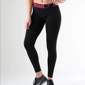 Gymshark Fit leggings in Black/Rose